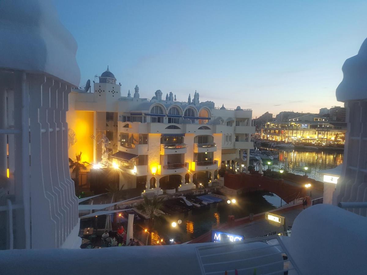 Homelystay-Benalmadena, Puerto Marina Exterior photo