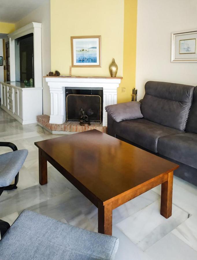 Homelystay-Benalmadena, Puerto Marina Exterior photo